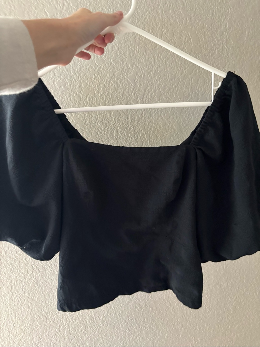 Melrose and Market Black Off-Shoulder Puff Sleeve Crop Top